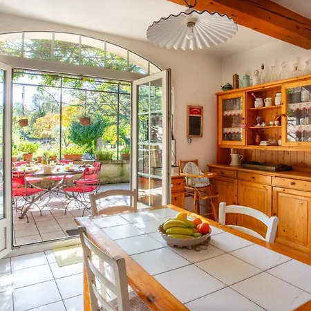 Sur Lile By Villa Roquemaure (Gard)